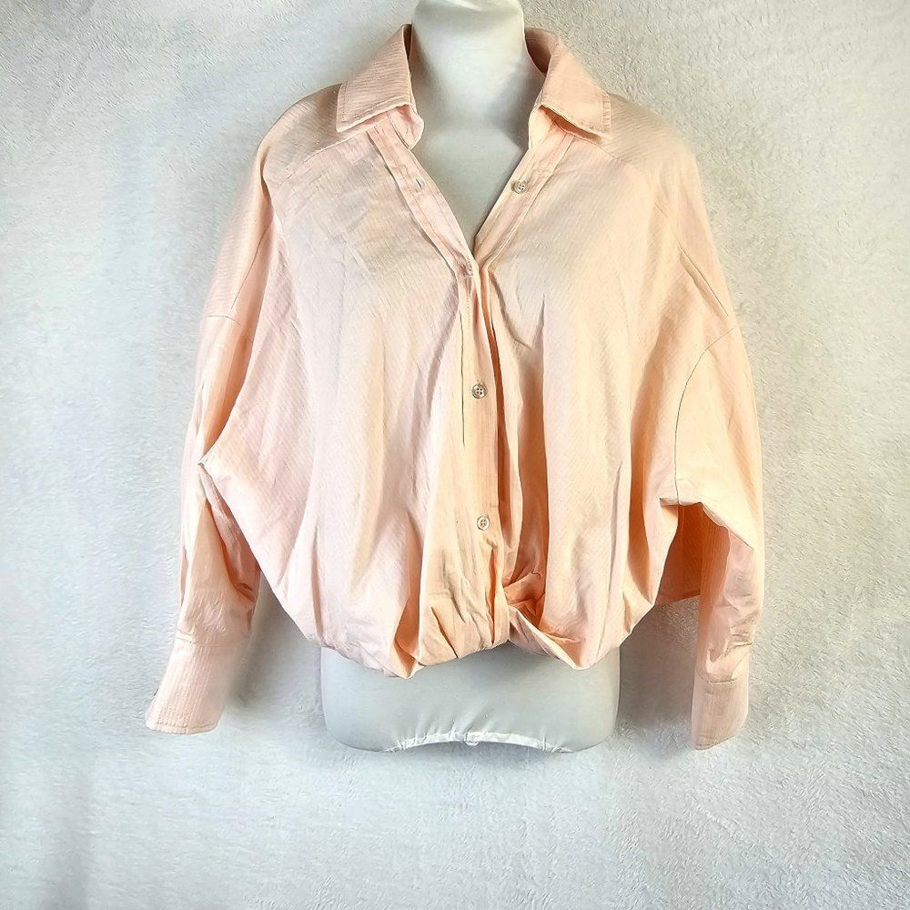 NWOT Mable Mariah CROP LONG SLEEVE BUTTON UP TOP light Pink Size S